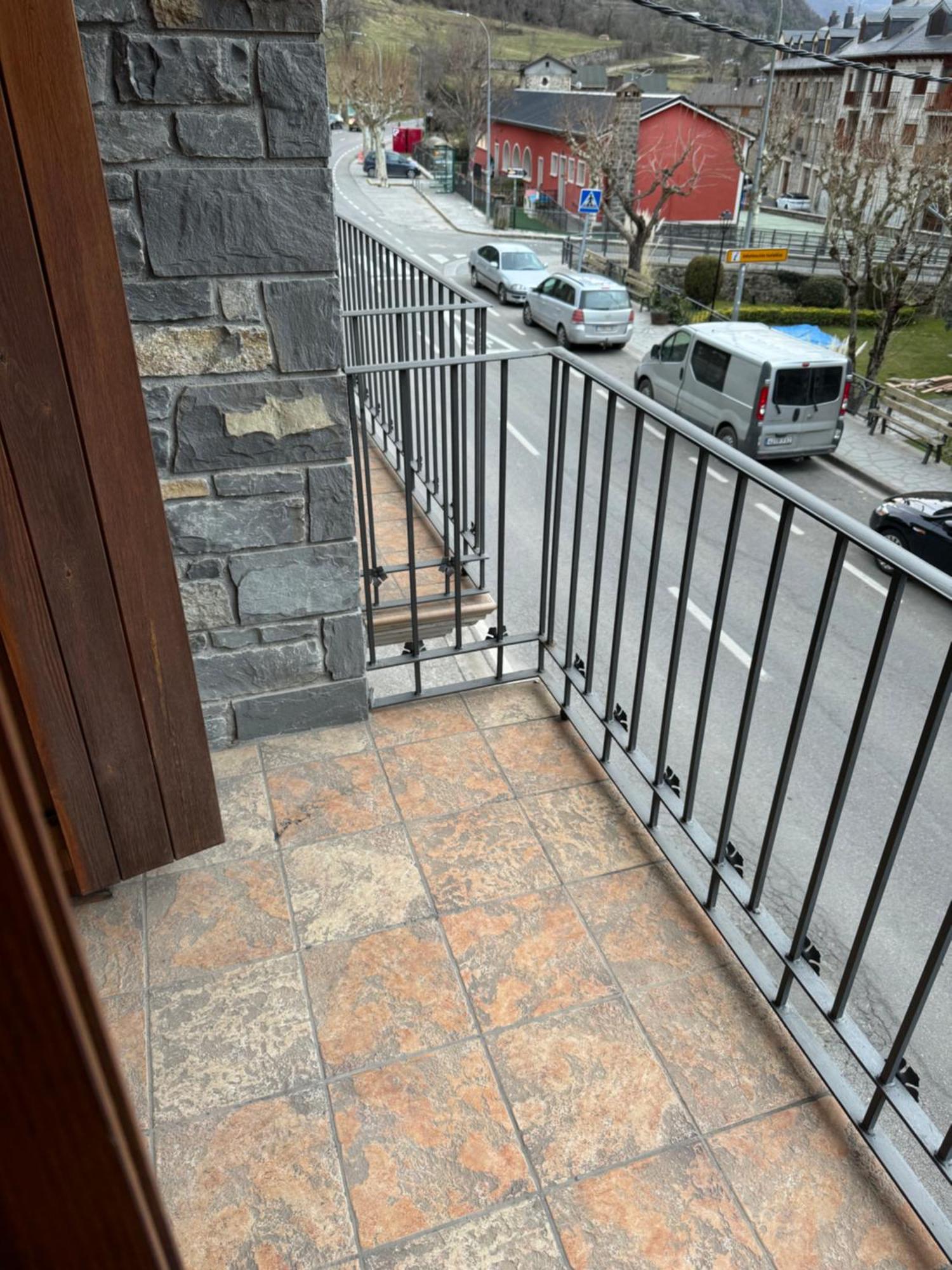 Apartamento La Boira Broto Exterior photo