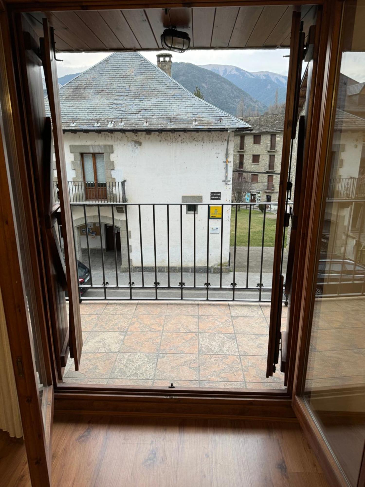 Apartamento La Boira Broto Exterior photo